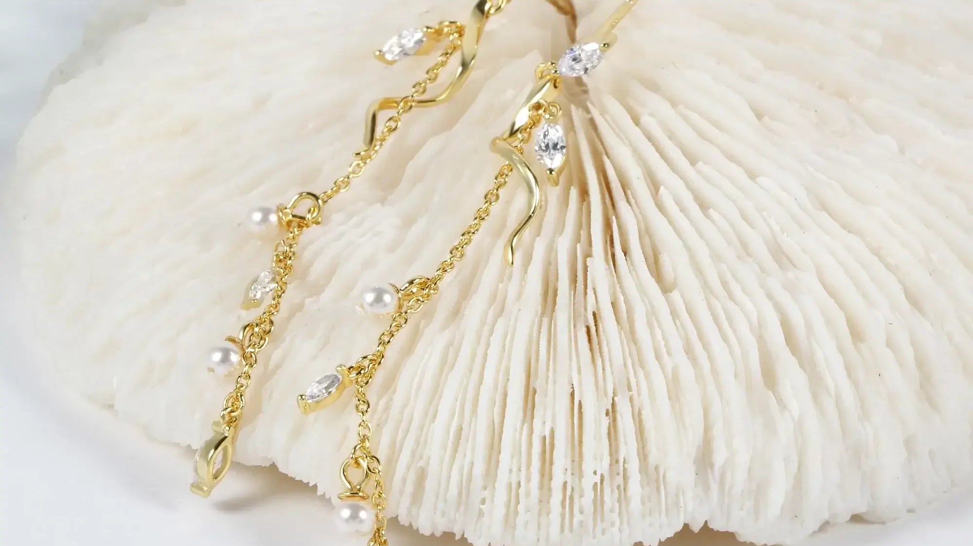 Pearl Earrings: The Elegant Pieces You Didn't Know You Needed